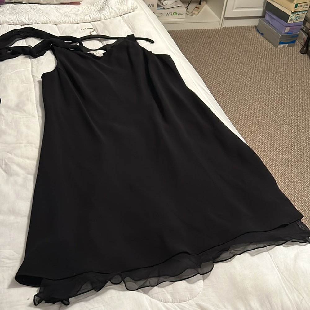 NWOT,JONES NEW YORK, BLACK TULLE OVER A SHEATH DRESS,TULLE BLACK SCARF ATTACHED